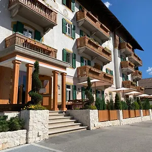 Serena Cortina 3*, Cortina d'Ampezzo Italy