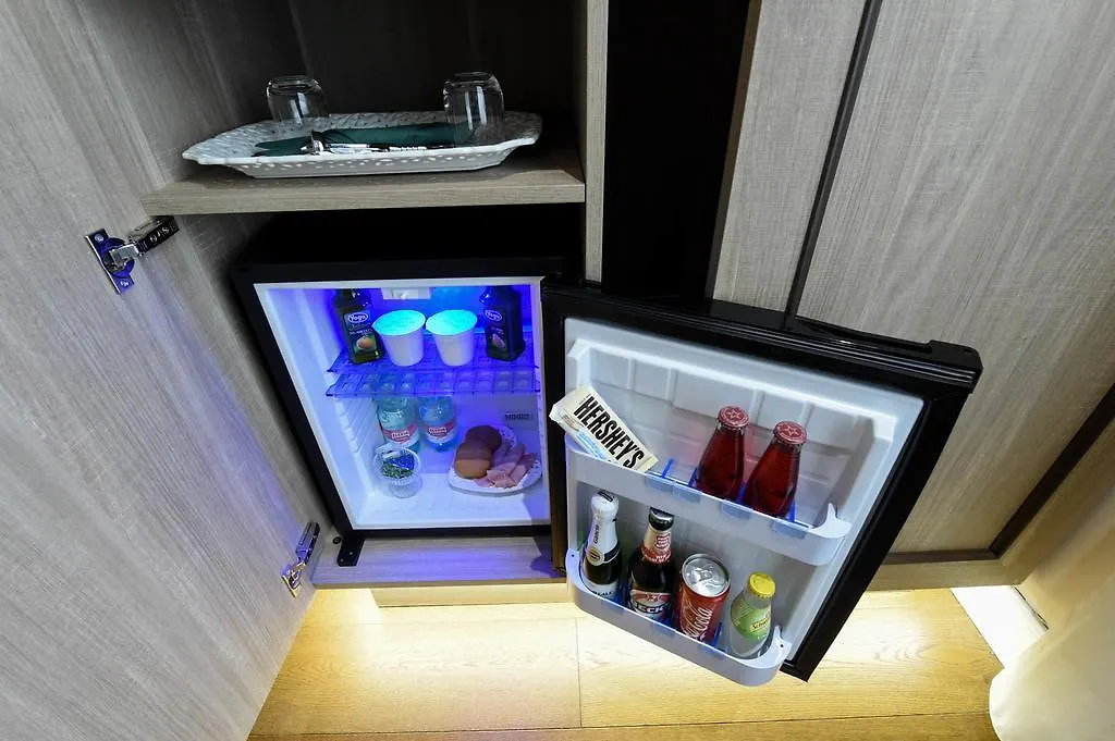 Domus Clara Hotel Rome 3*,