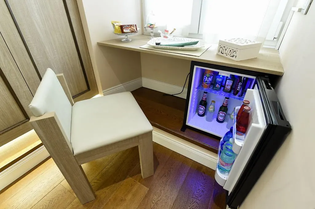 Domus Clara Hotel Rome