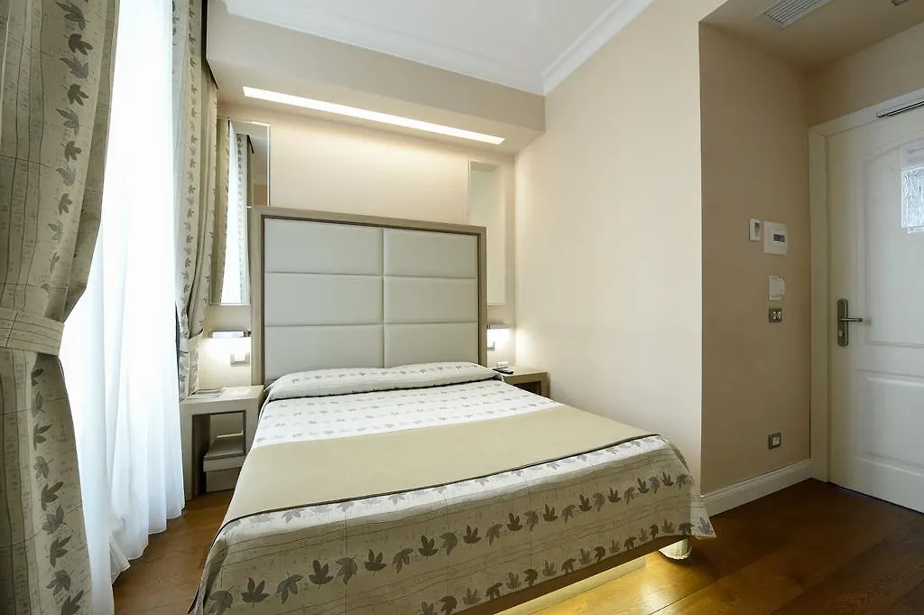 Guest house Domus Clara Hotel Rome