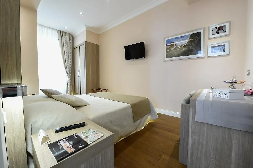 Domus Clara Hotel Rome